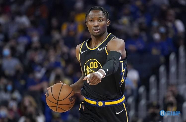 见面会现场，王迅、黄小蕾遭遇“理工科套路”，获送创意好运公式 我惊了，这就是「成人级爱情」 2022-09-20 上一页12345...99下一页 | | | | | | 电影频道节目中心官方网站CCTV6 VIP影院 全部 电影 电视剧 影人 视频 图片 新闻 更新时间 所有 1小时内 今日内 1周内 1个月内 从资讯频道搜索 结果 201581 条 《这就是转机》开播 张艾嘉带你探索国际机场奥秘 2025-01-15 日前，以张艾嘉为主视角的香港国际机场《这就是转机》纪实篇，以及由张艺上、秦奋主演的短剧篇宣布1月15日12:00上线播出，开播海报也同步发布。
