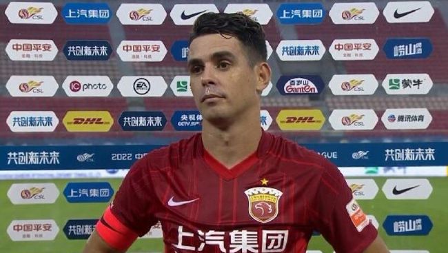 够讽刺：揭露网络流量假面在路演中易小星提到了自己的女儿会网络上相关视频的诱导而购买不合适的产品。