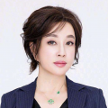 ”闫怀康再进一步：假如并非你独自一人，实验室里还有他人——他想离开，而你却想留下，你们之间会发生什么？